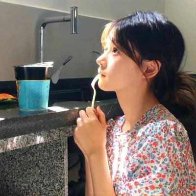 聚焦
